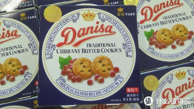 就是这一款了。90g的，葡萄干，曲奇饼干，是汉字的，之前听说是印尼产的，我还以为是券外语，上面写皇冠丹麦曲奇。