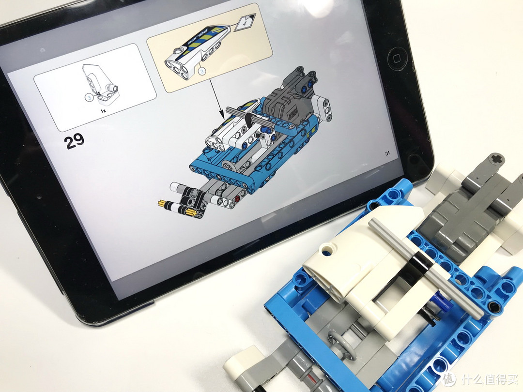 LEGO 乐高 拼拼乐 篇195：先睹为快的2019年科技系列 42091 Police Pursuit