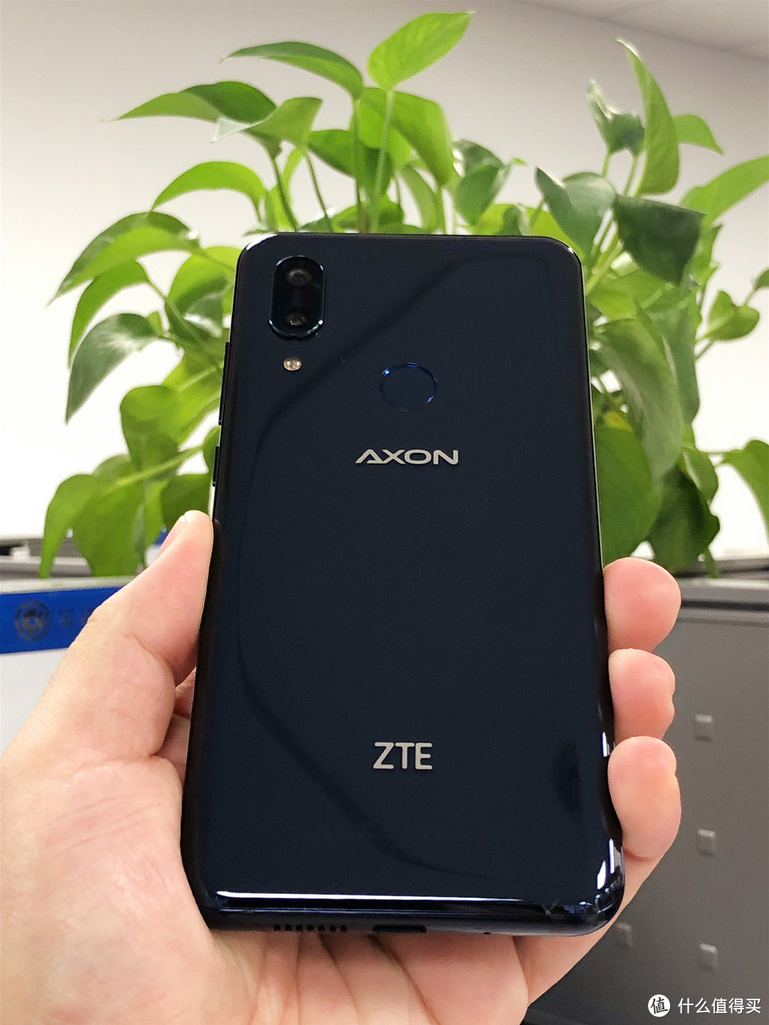 国货当自强，给大伯换新机：ZTE AXON 9 Pro入手体验