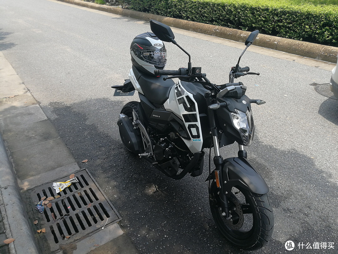 从考证到上路,新手年轻人的第一台摩托车—春风狒狒ST