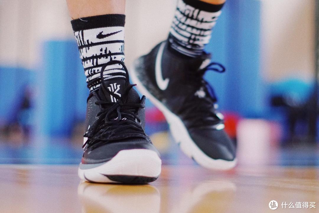 球鞋90秒第七十二期—Nike Kyrie 5