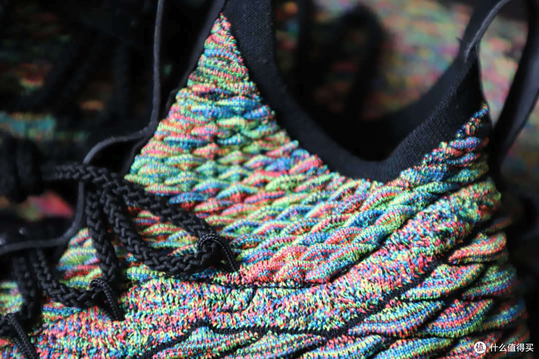 NIKE LEBRON 15 高帮黑彩虹篮球鞋