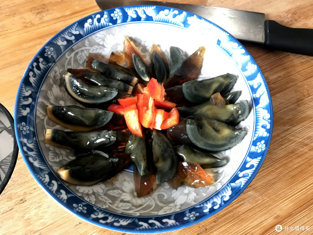 家常快手菜:十分钟搞定的凉拌皮蛋
