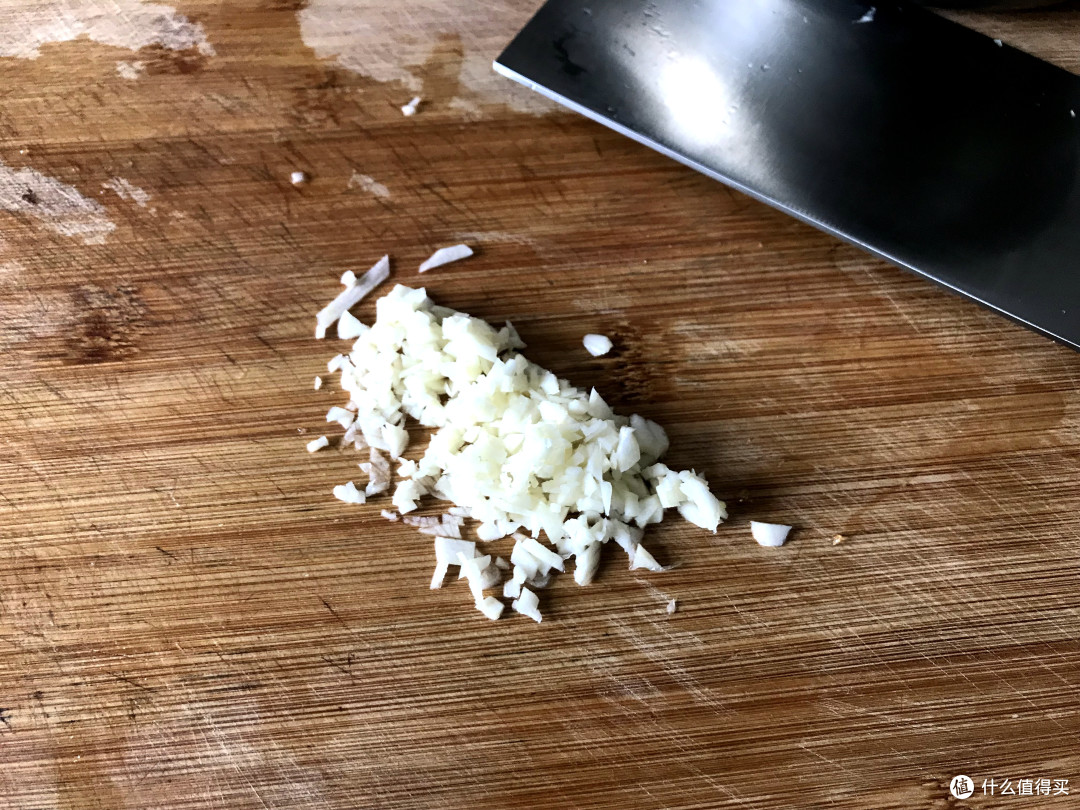 家常快手菜:十分钟搞定的凉拌皮蛋
