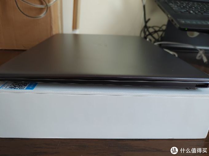 双十二剁的笔记本电脑 华为matebook X Pro简单开箱