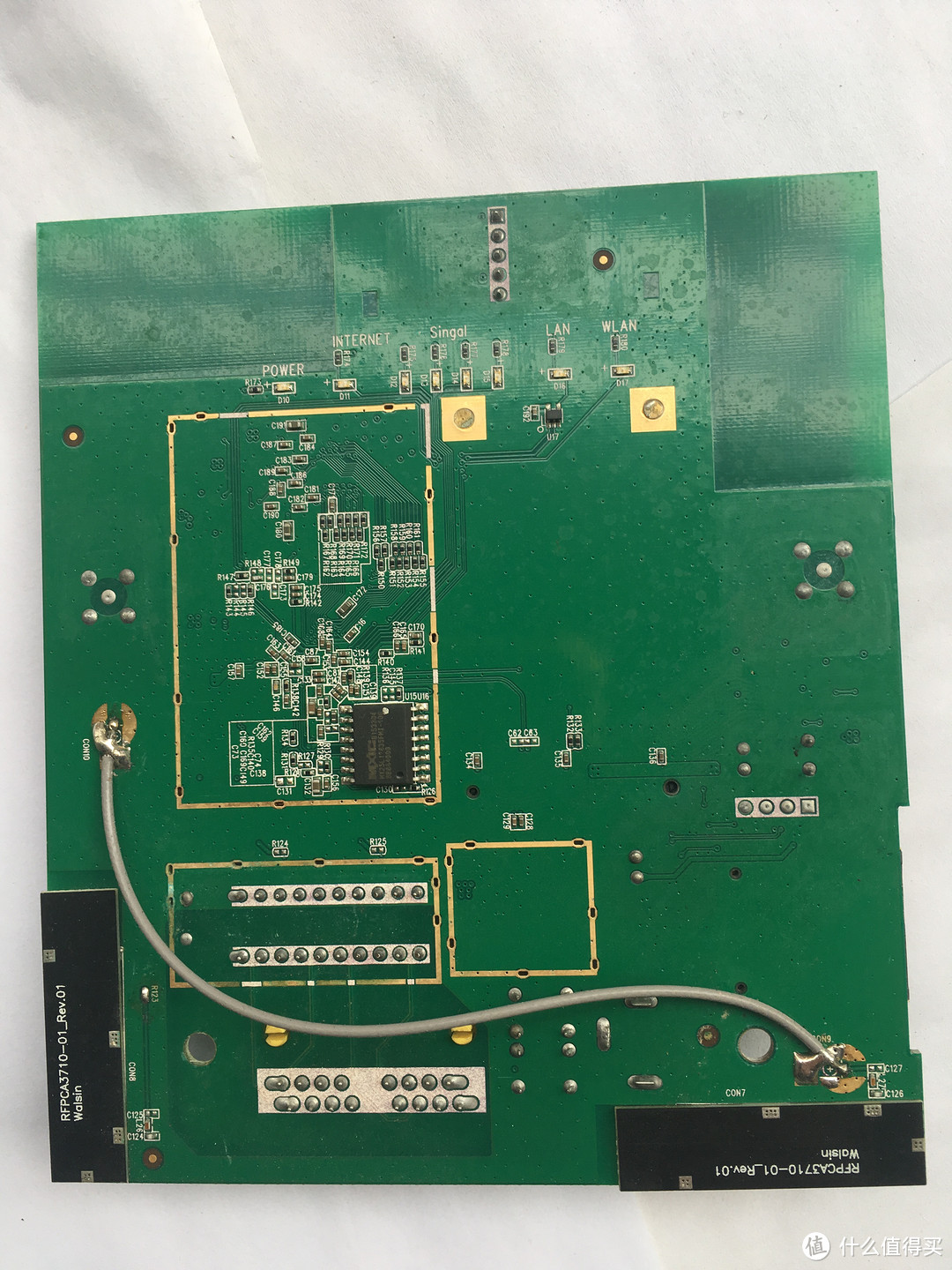 首发！功能比华为B310强大！烽火LG522 4G路由器wifi分享器 外观+拆解+改装天线