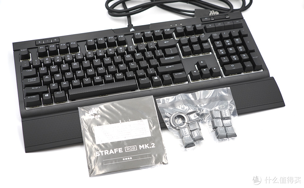 真爱粉终于获得宝贵的船票 海盗船STRAFE RGB MK.2开箱评测