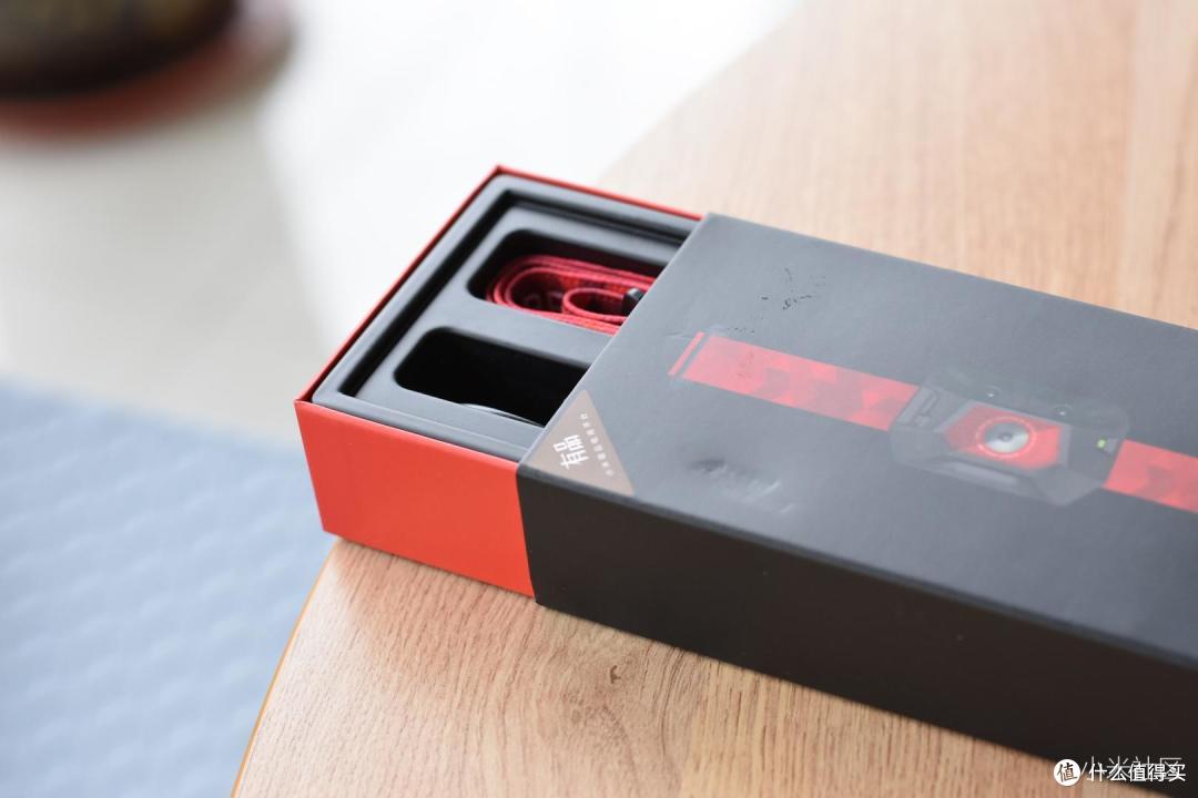 小米上新品,99元极蜂头灯,27g轻巧机身+进口灯珠
