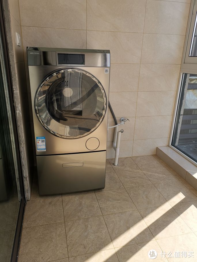 比佛利二代衣机BVL2D100TY6 洗烘一体机