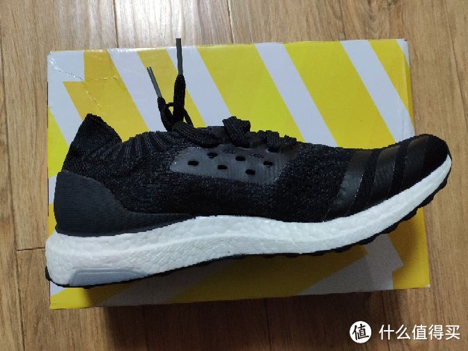 最具性价比的跑鞋adidas UltraBOOST