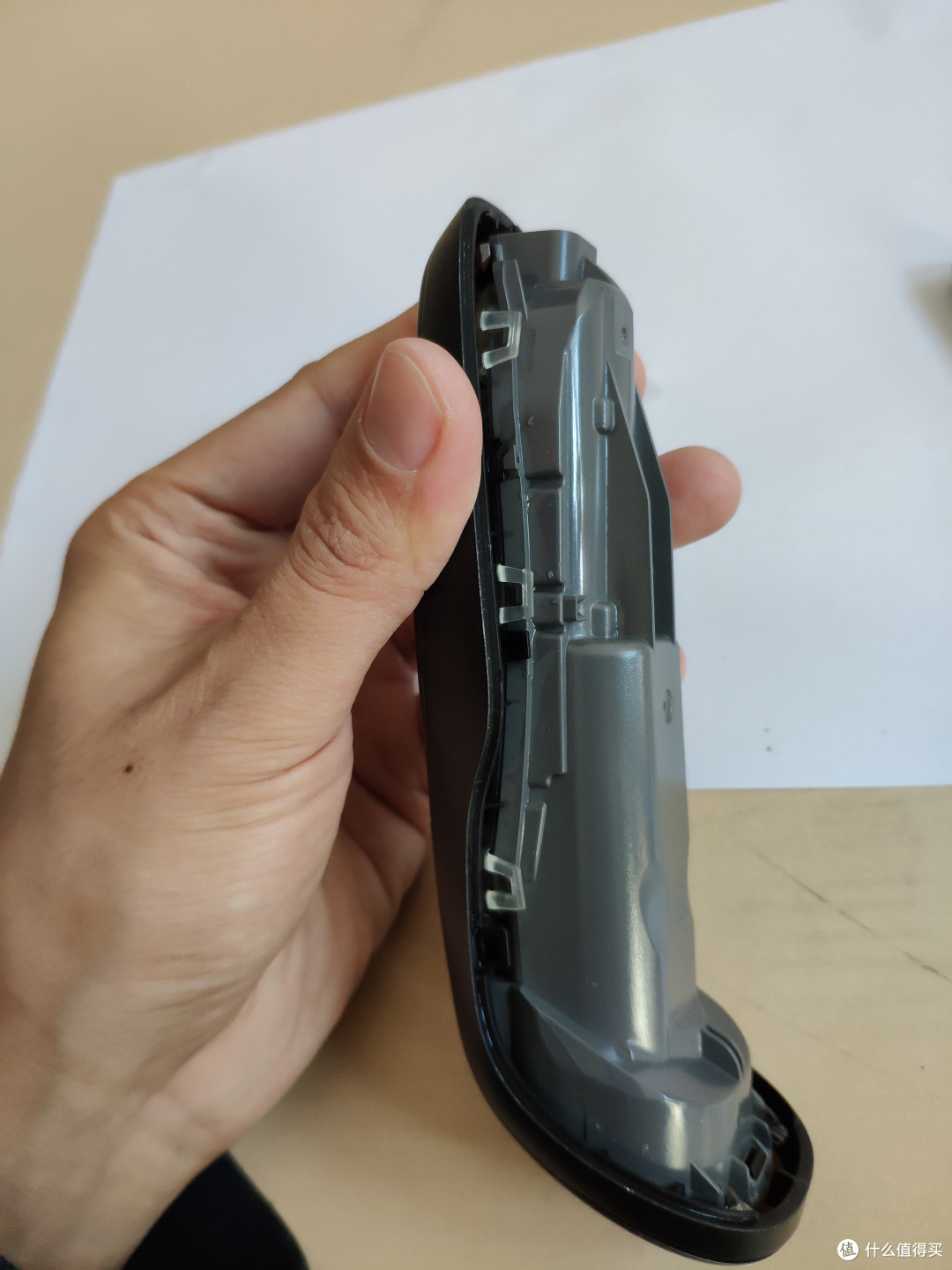 旧飞利浦(PhilipsRQ360锐锋系列)剃须刀拆解更换充电电池复活全过程