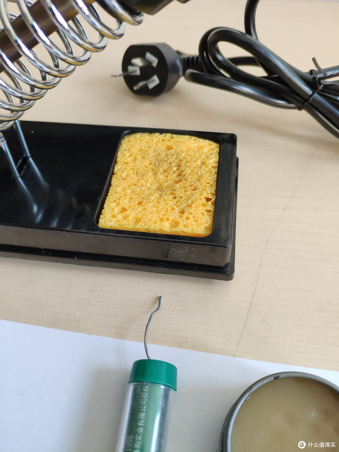 旧飞利浦(PhilipsRQ360锐锋系列)剃须刀拆解更换充电电池复活全过程