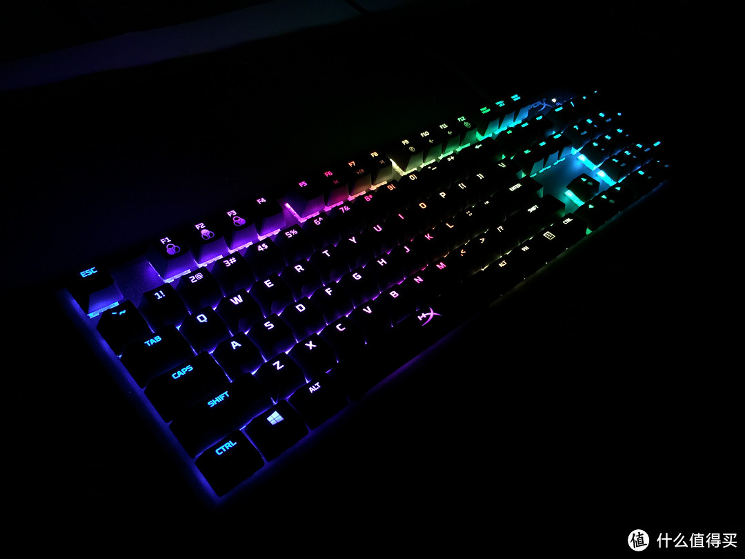 颜值与手感并存，HyperX Alloy阿洛伊 FPS RGB机械键盘