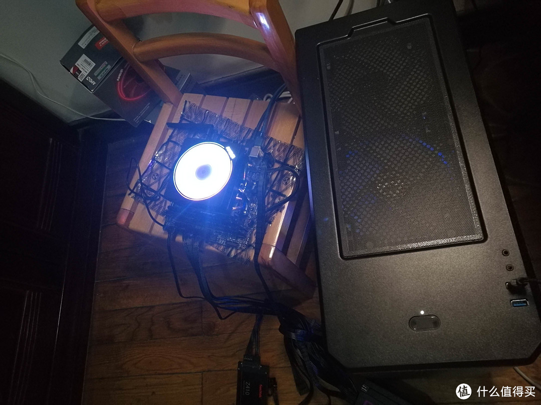 无敌小钢炮！Ryzen 2400G 2200G小测