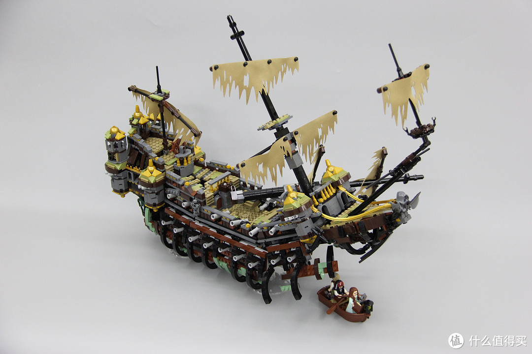 天地一沙鸥：乐高加勒比海盗之沉默的玛丽号（LEGO71042）