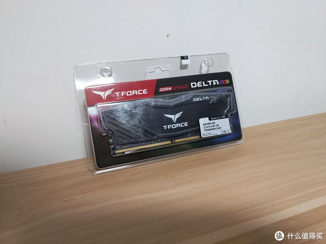 Team 十铨 DELTA RGB系列 DDR4 3000 8G 台式机内存开箱简测