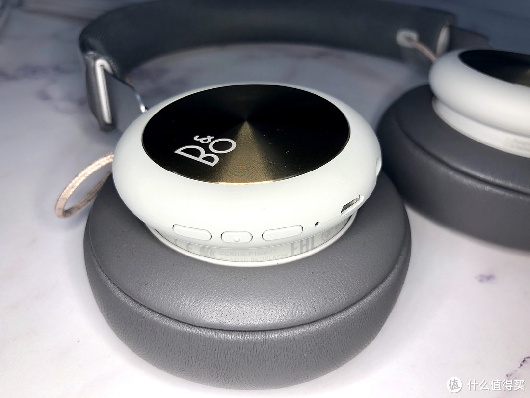 「终极颜控」爱上TA的原因:B&O Beoplay H4 无线蓝牙头戴耳机,让耳朵更美一点