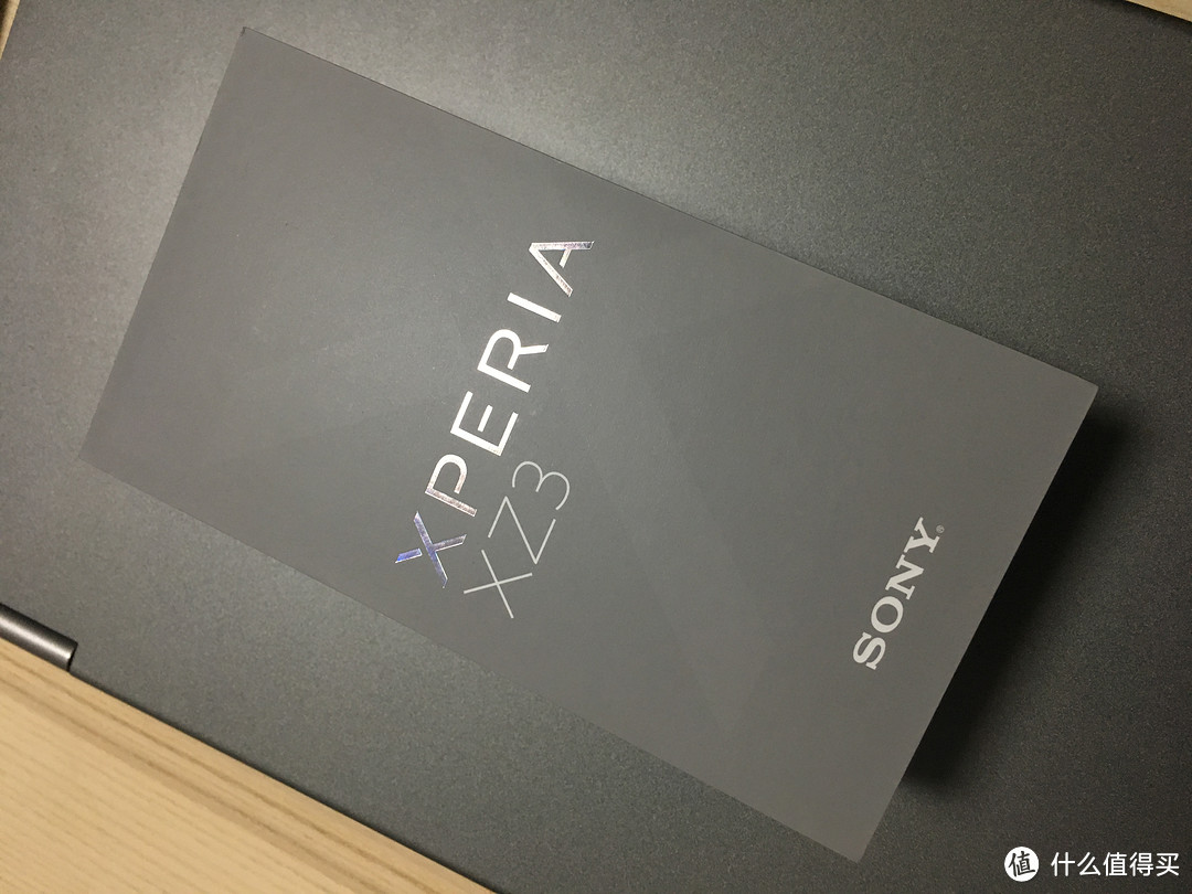 Sony Xperia XZ3外包装