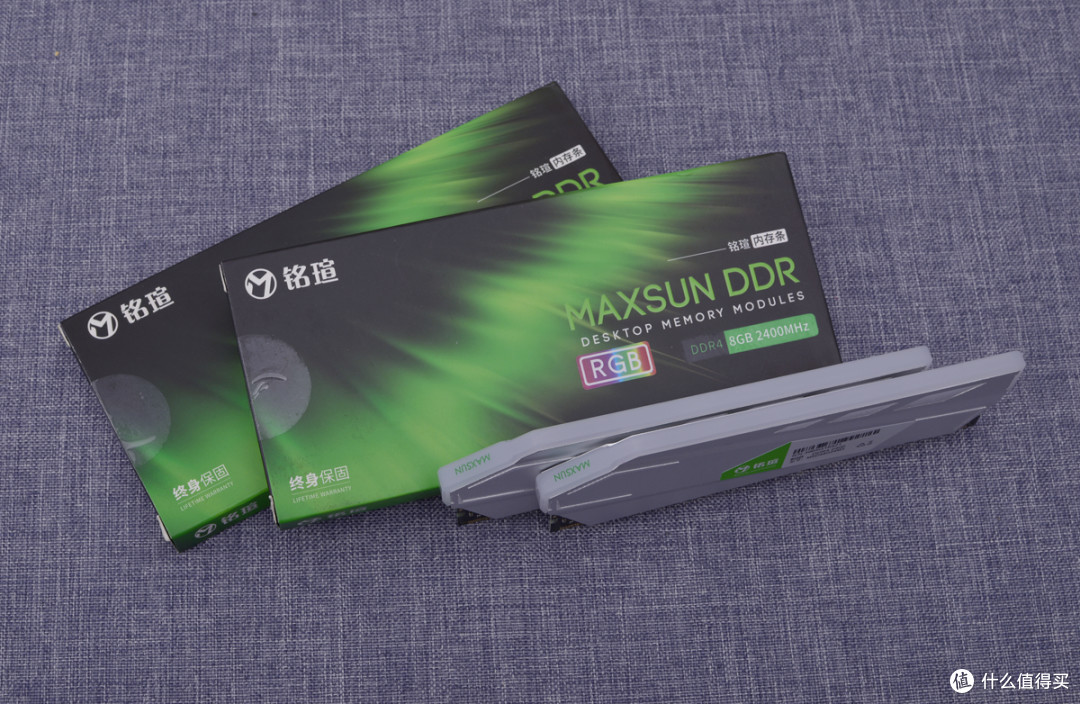 灯条很贵?便宜好超的铭瑄DDR4 RGB灯条了解一下
