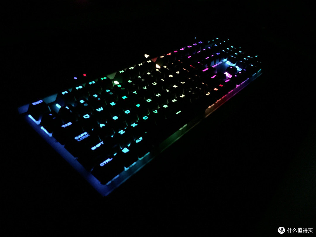 游戏玩家首选之物,美商海盗船K70 RGB MK.2机械键盘