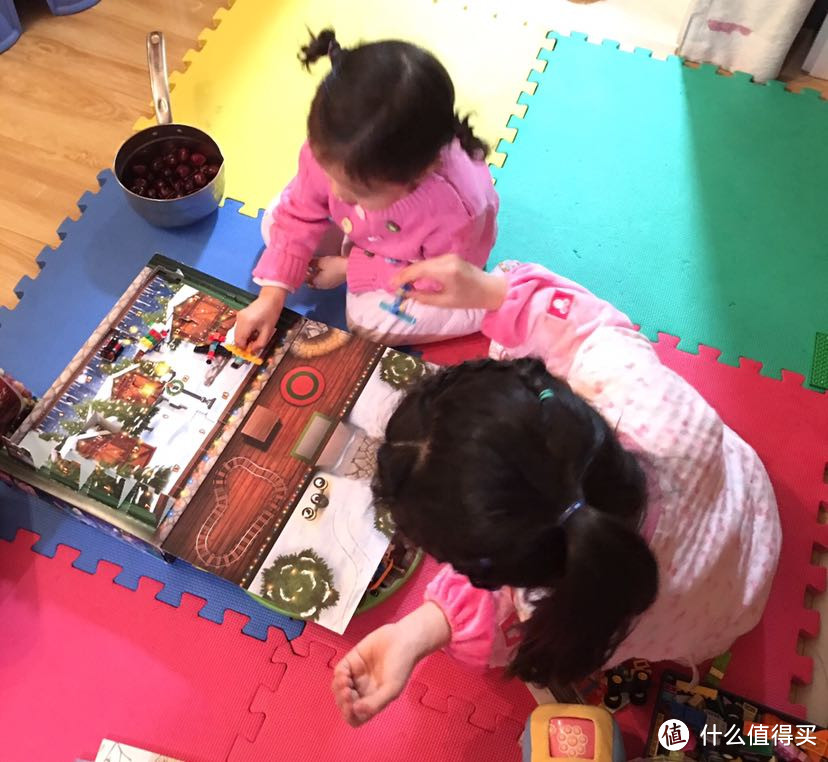 姐姐在摆,妹妹在等