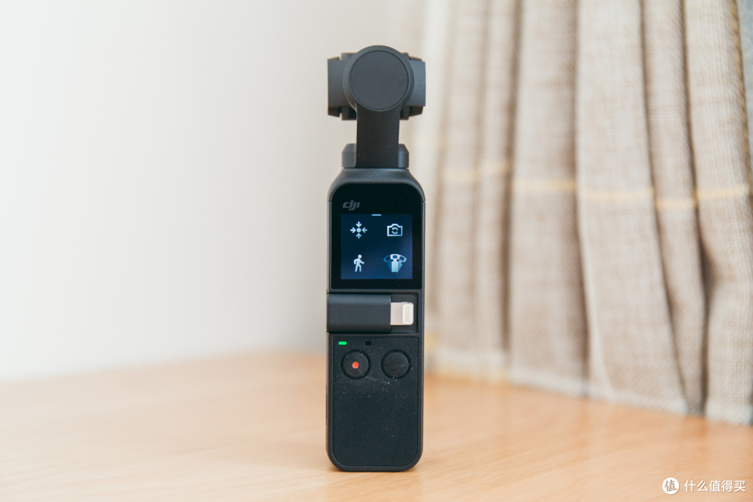 缺失了配件的OSMO Pocket,比较鸡肋,但依旧是优秀产品