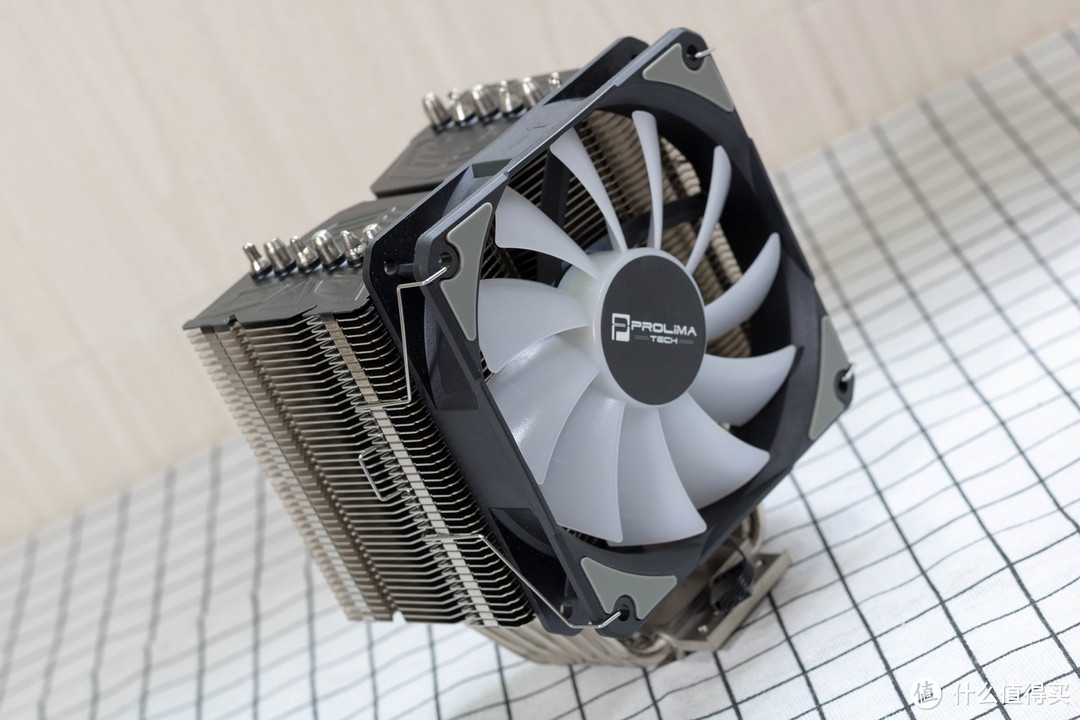 随机而来篇一追风者p300白色装机