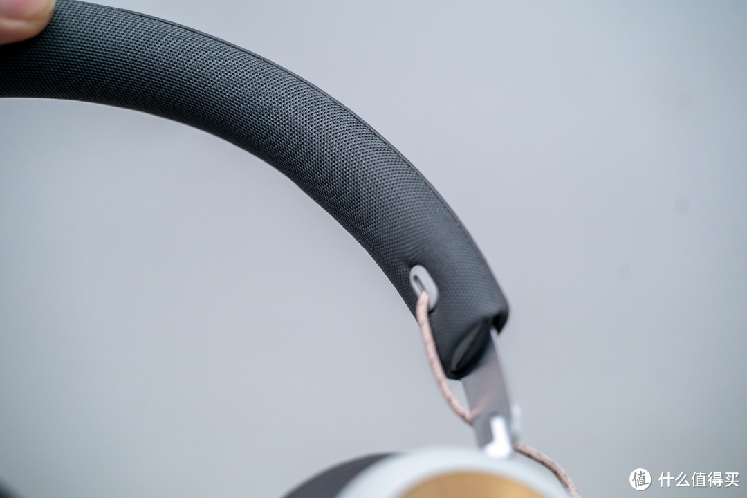 颜值非常高：B&O BeoplayH4 无线蓝牙头戴音乐运动耳机 体验测评