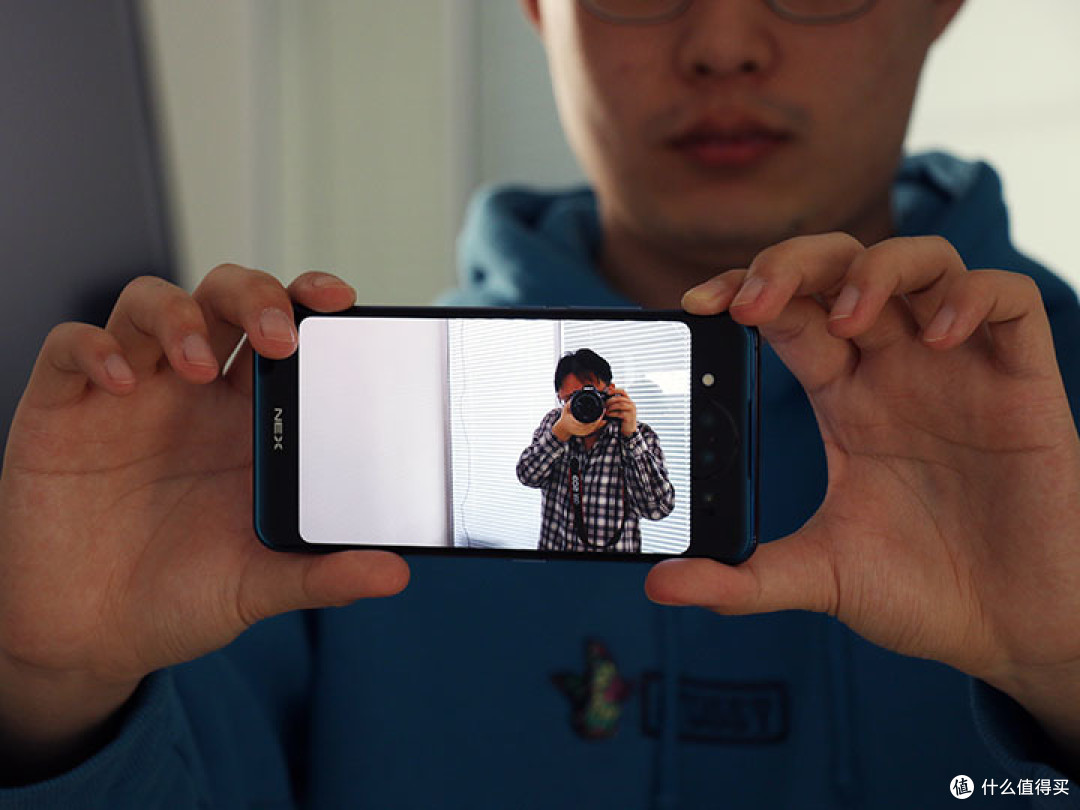 vivo NEX双屏版评测 每一面都前所未有