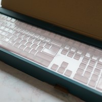 AKKO Ducky Zero 3108 PBT 机械键盘外观展示(拔键器|轴体|键帽)