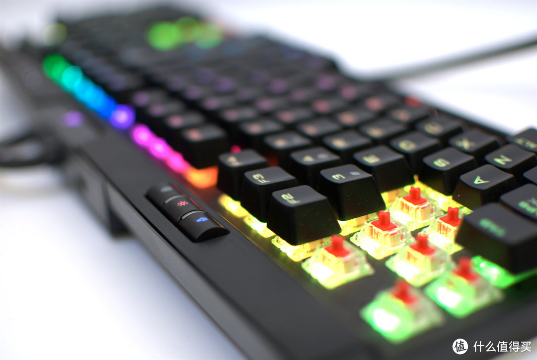 shera爸的拆解评测二十五：海盗船K70 RGB MK.2机械键盘