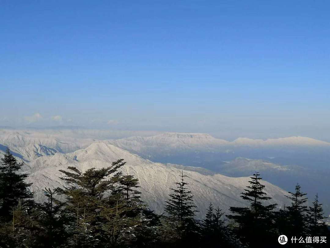 沐浴冬季里的佛光，追寻雪日里的朝阳—峨眉山之旅