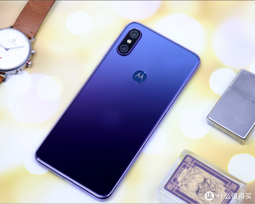 Motorola 摩托罗拉 p30 极光版上市,是情怀,还是涅槃重生