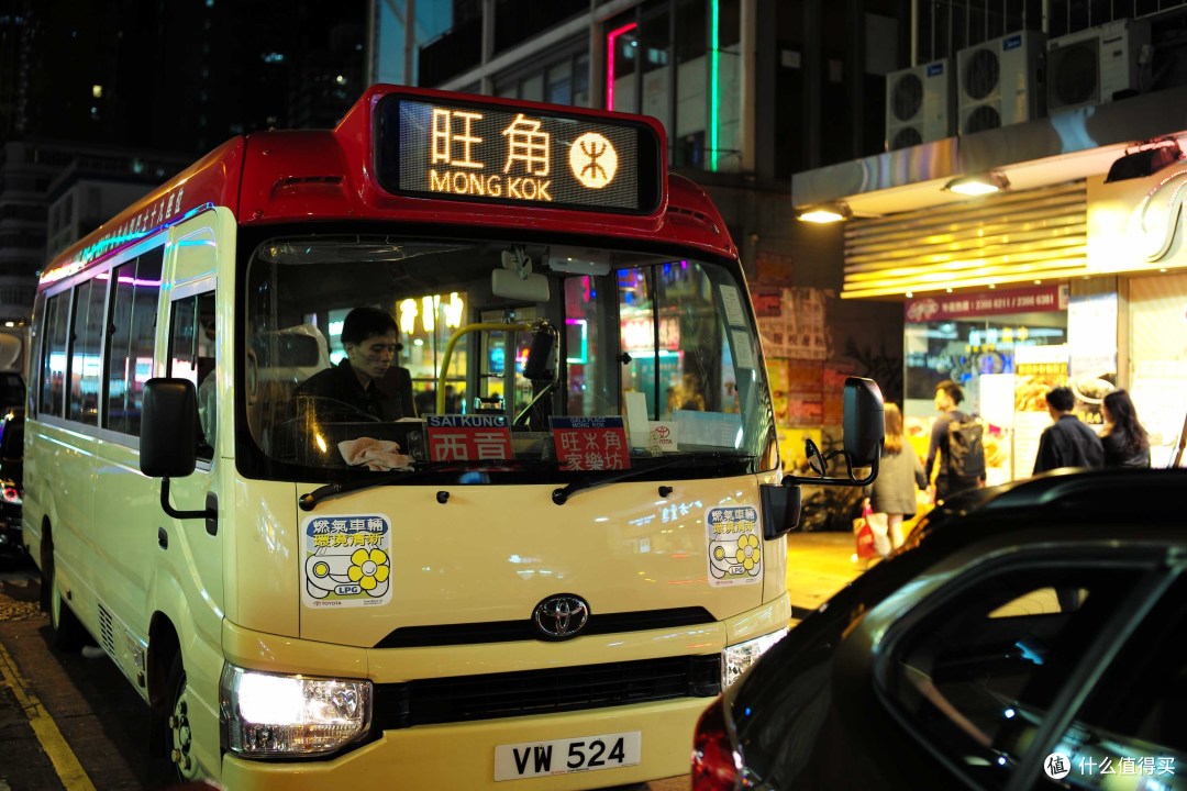 小巴司机,嗯,香港的小巴,也是一段重要的历史文化了!