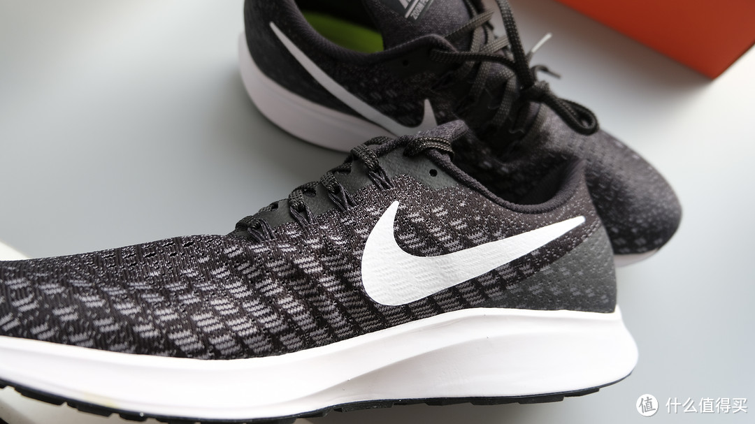 NIKE AIR ZOOM PEGASUS 35跑鞋