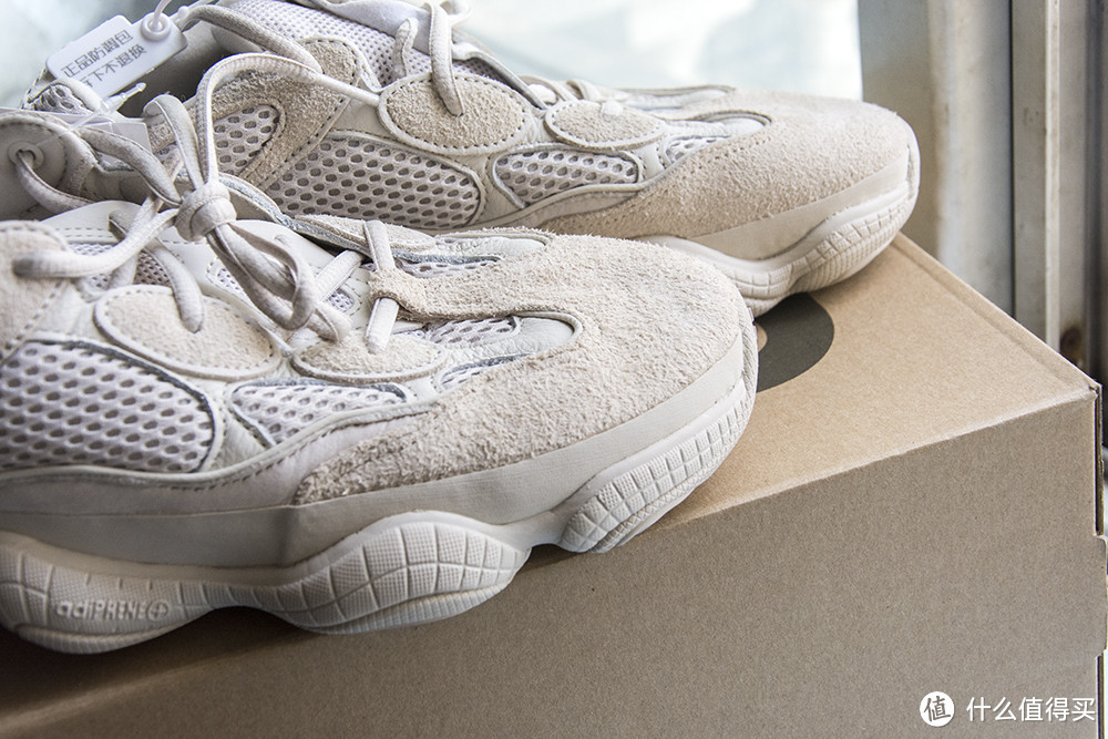 售价3000元YEEZY 500初代色值得入？详细上脚评测