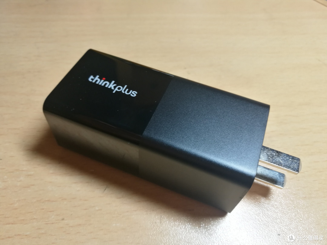 拒绝繁重 thinkplus 口红电源测评