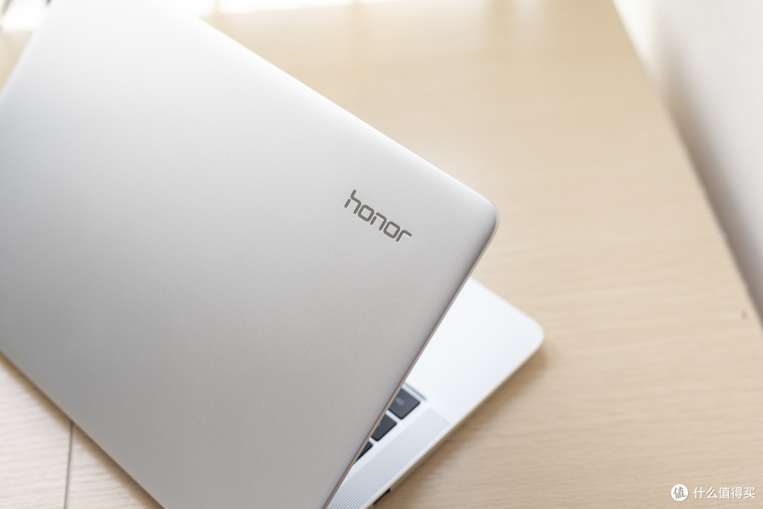 不到四千，你可以买到一台怎样的笔记本？荣耀MagicBook 锐龙版评测体验
