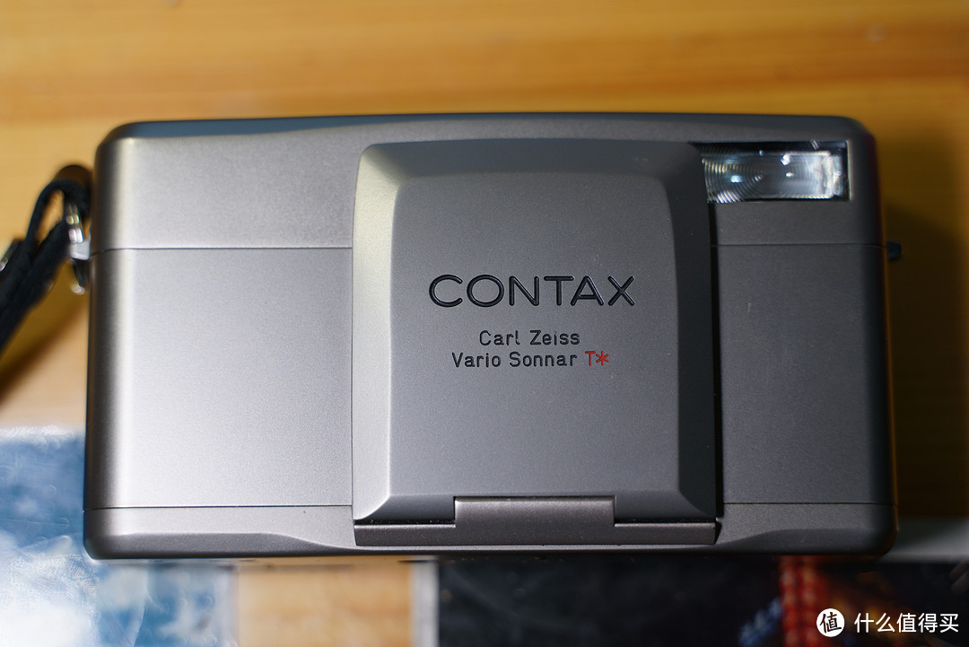CONTAX TVS III ，极具收藏价值的袖珍胶片机