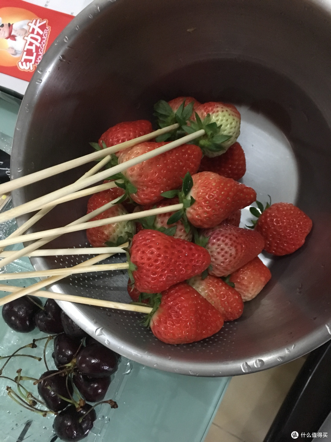 自制草莓花束-圣诞节就该送点好吃的