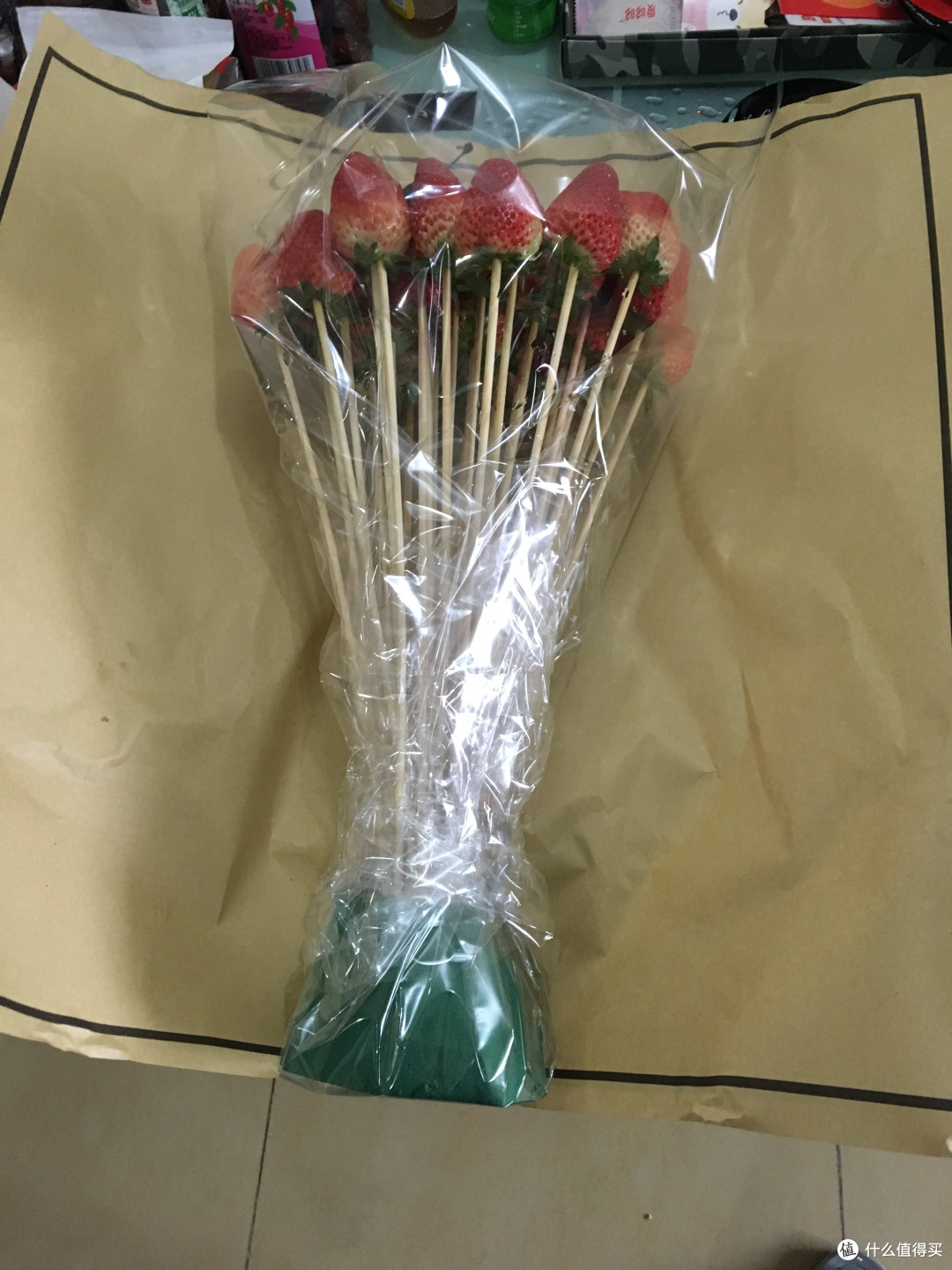 自制草莓花束-圣诞节就该送点好吃的