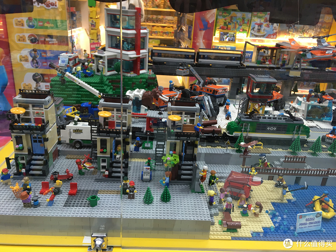 我去香港逛LEGO 打卡六家店，两手空空回