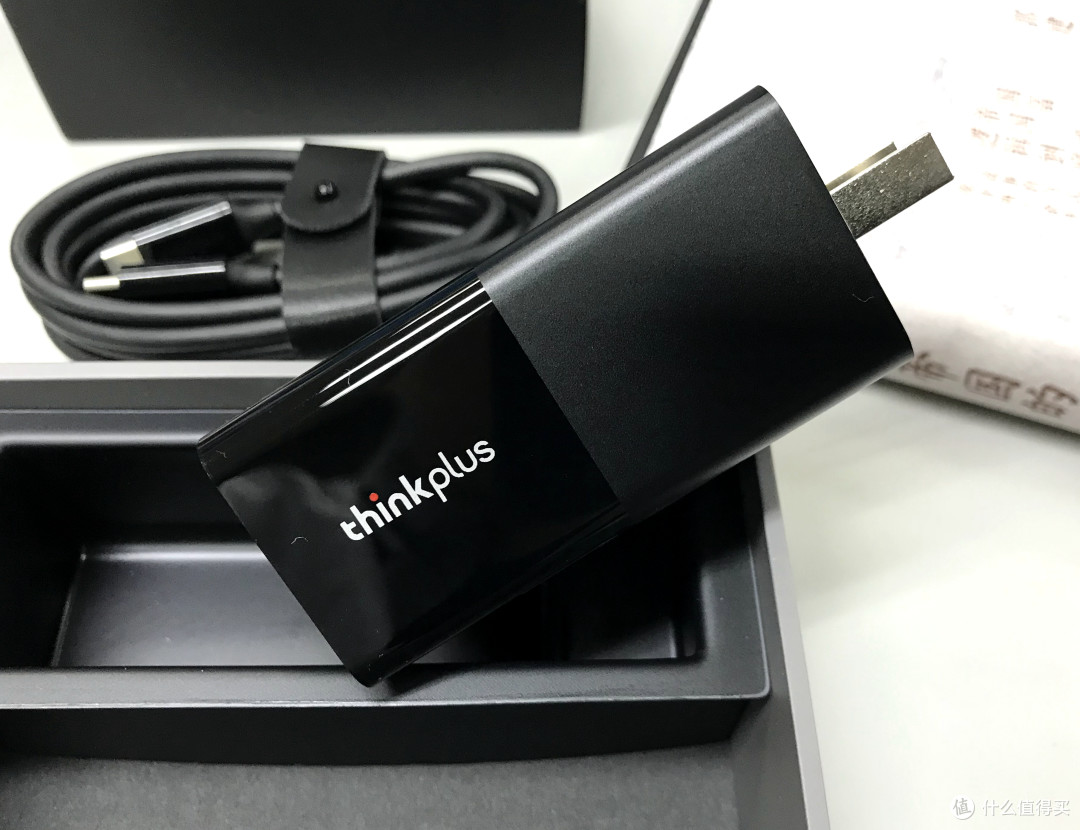 thinkplus 口红电源 轻众测