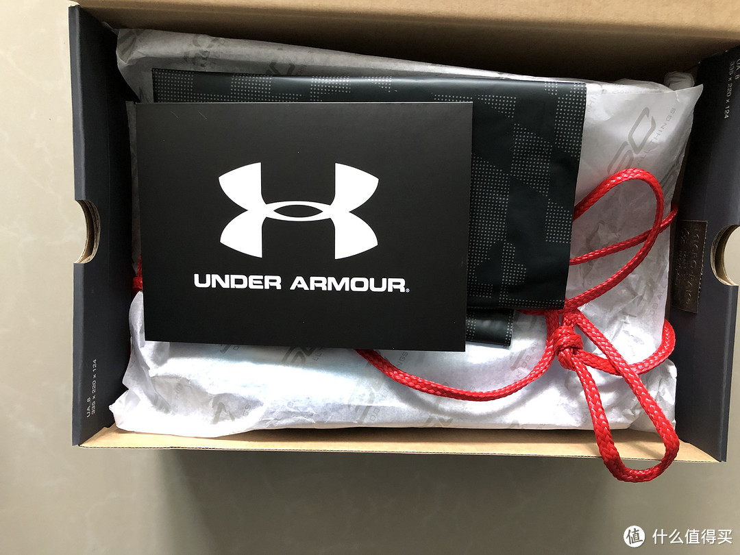 UNDER ARMOUR 安德玛 TB Curry 6 圣诞配色篮球鞋 开箱