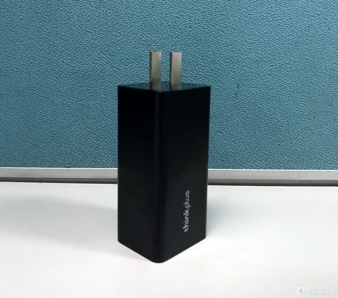 thinkplus 口红电源 轻众测