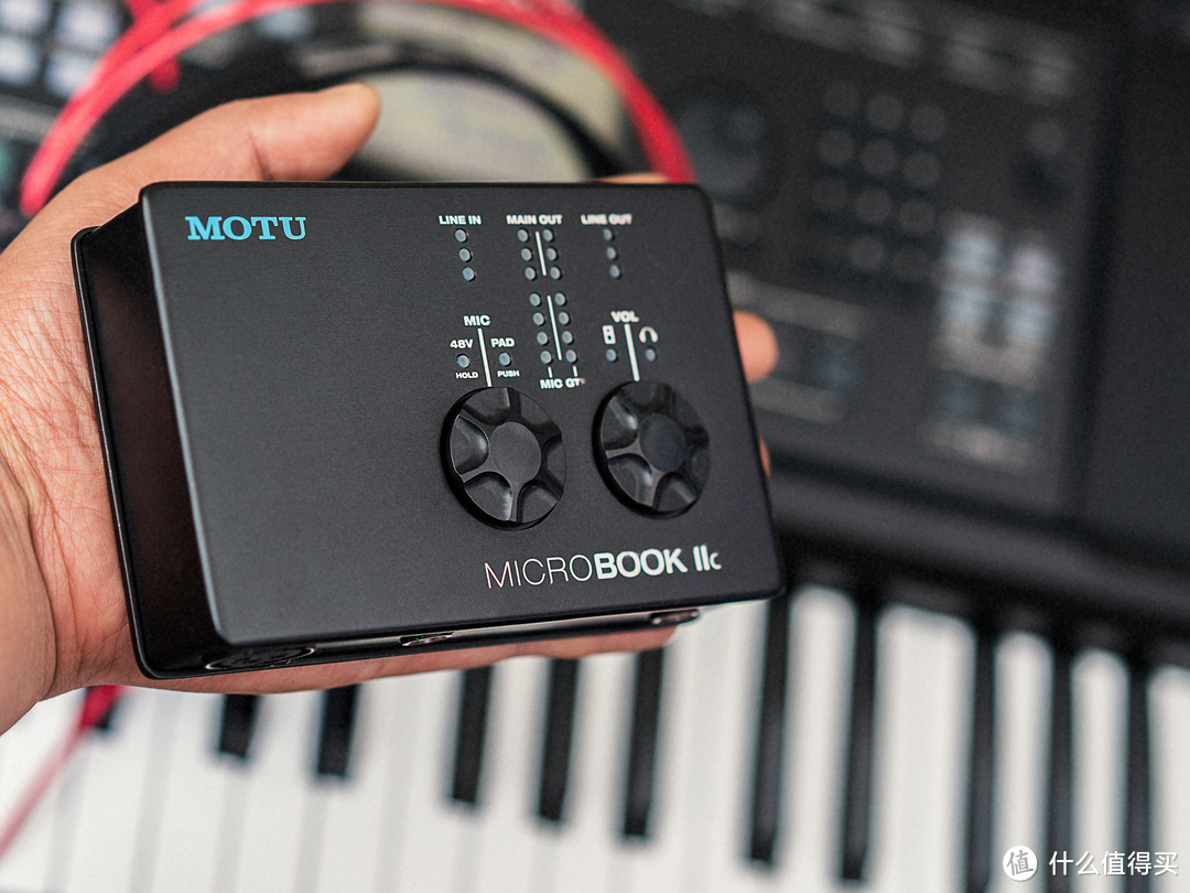全能型Motu MicroBookIIc 便携专业声卡 & AKG 240R监听耳机分享