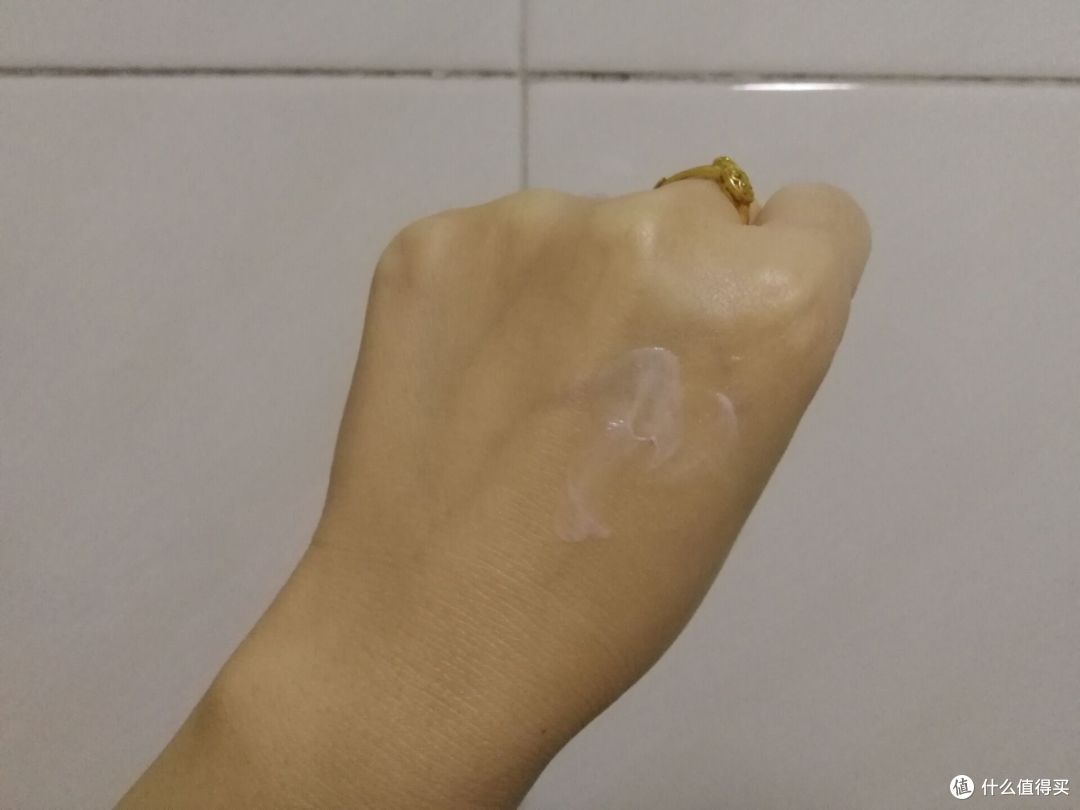 来自战斗民族的金箍棒，能否经得住皮肤的考验？——librederm根源赋能劲颜日晚霜测评