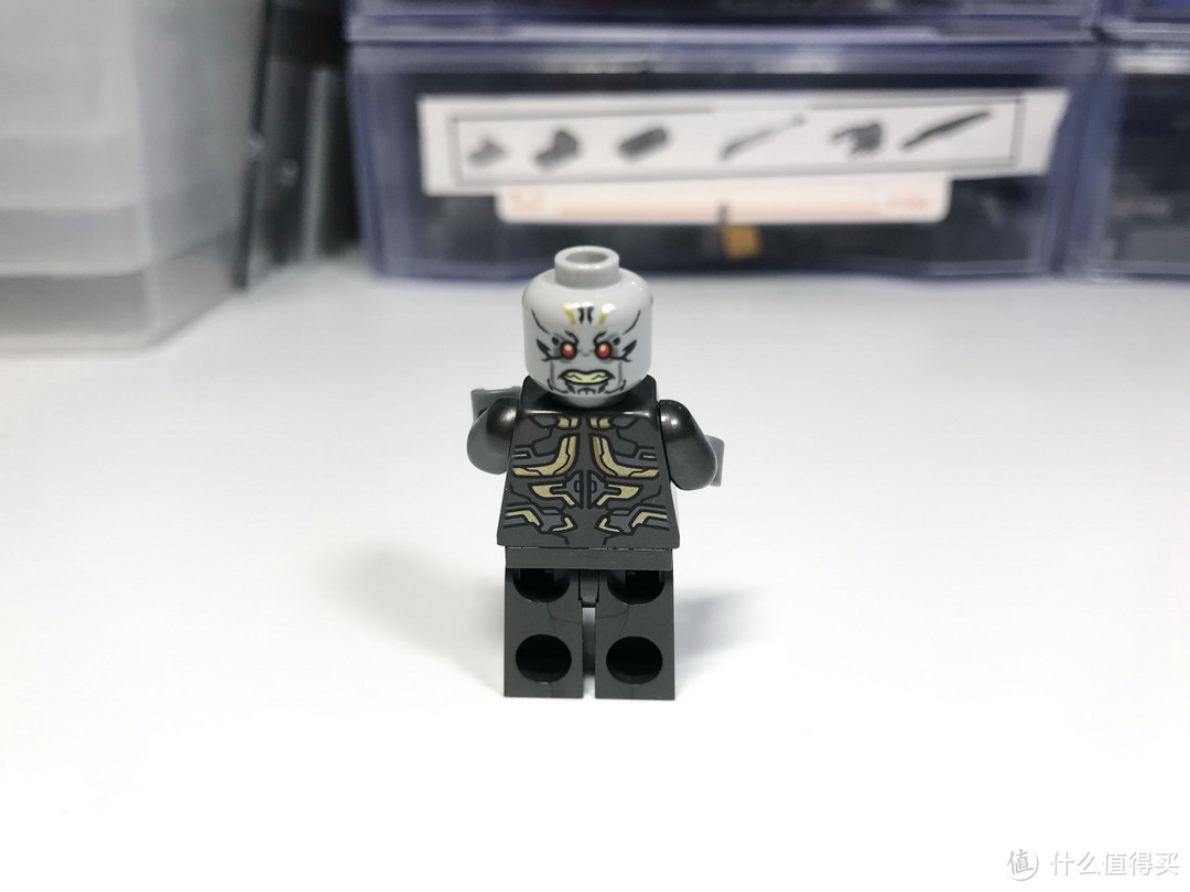 LEGO 乐高 拼拼乐 篇198：心灵之石到来，超级英雄系列 76103 乌鸦座长刃的利刃攻袭