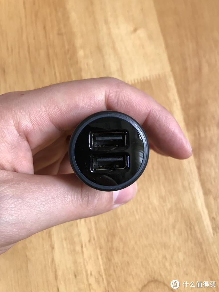 Belkin 贝尔金双口车载充电器小晒