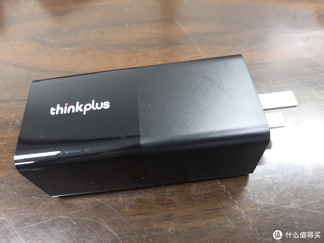 thinkpad的全能助手，一只黑色的口红——thinkplus口红电源众测体验